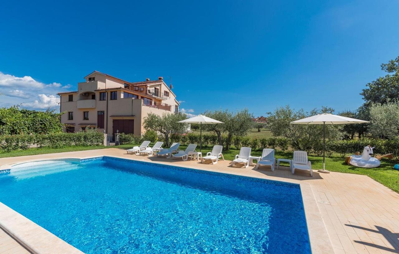 Apartment Complex Vetrina-Shared Pool Nova Vas  Zewnętrze zdjęcie