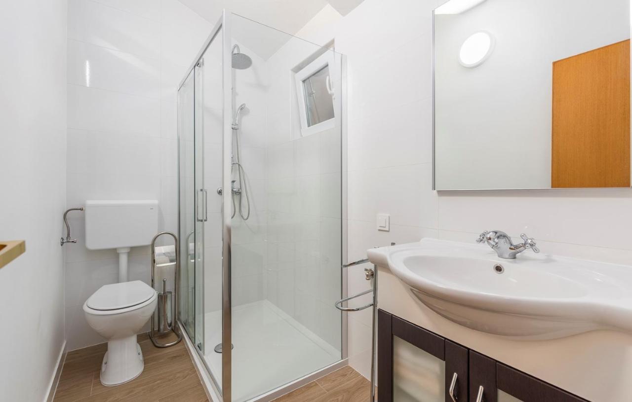 Apartment Complex Vetrina-Shared Pool Nova Vas  Zewnętrze zdjęcie