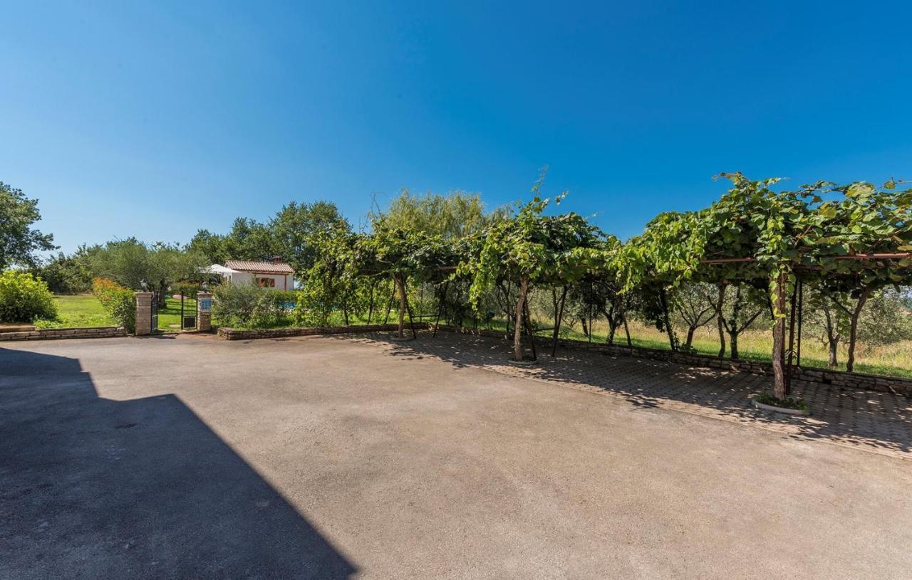 Apartment Complex Vetrina-Shared Pool Nova Vas  Zewnętrze zdjęcie